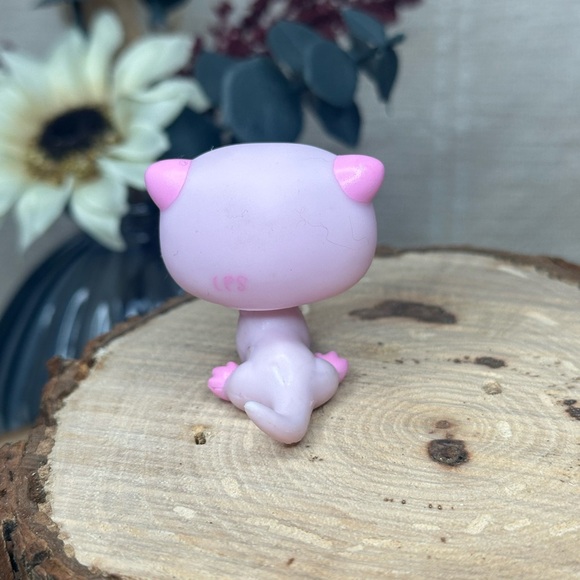 LPS Littlest Pet Shop #7 Pink Otter Toy Animal - Picture 2 of 3